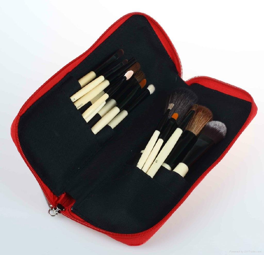 professional Bobbi Brown 15pcs brush set with red pouch  3