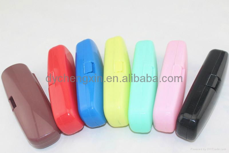 custom plastic glasses cases  2