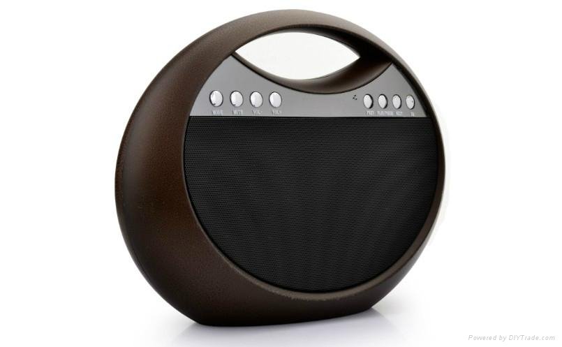 Wooden Classical desige Bluetooth speaker 2