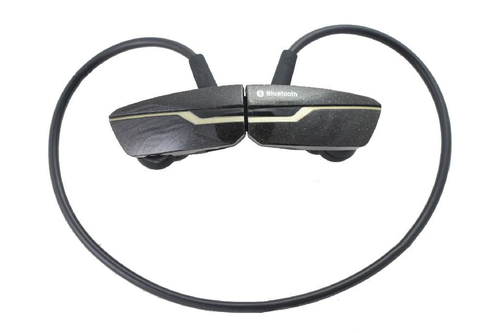 Back hang bluetooth headsets with handsfree function 3