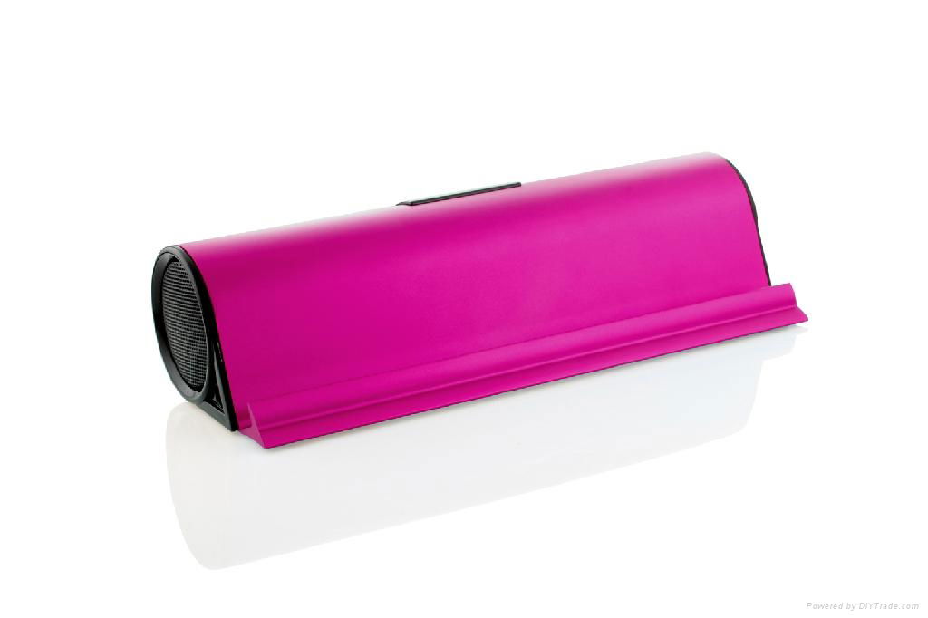 Bluetooth speaker with power bank in and docking station for mobiles 4