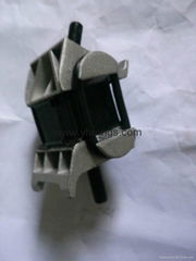 ENGINE MOUNTING 