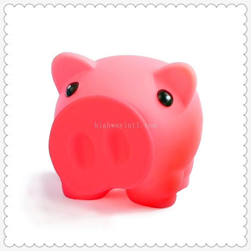 Piggy vinyl money box 2