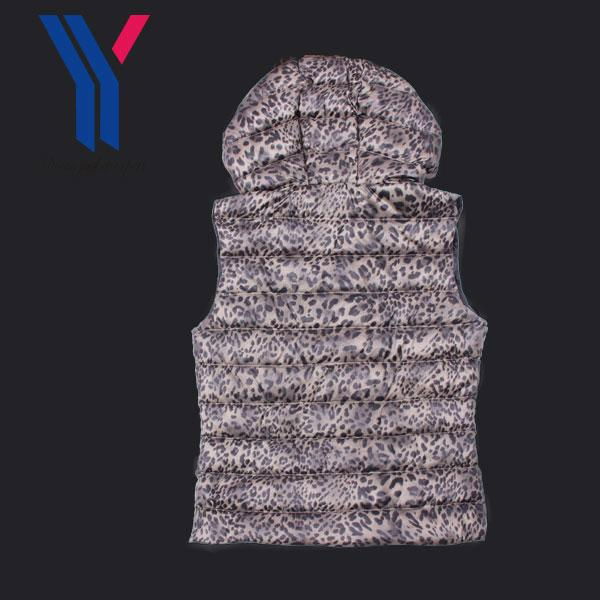 2014 Ladies Leopard Print Duck Down Vest with hood 2