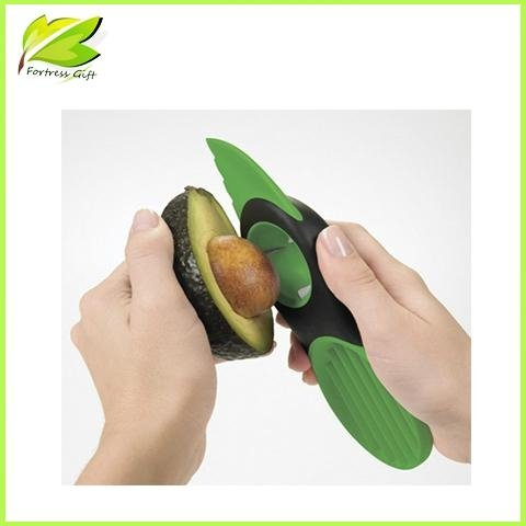 Food grade FDA Approved Kitchen Tool Gadget Convenient Good Grips 3-in-1 plast 4