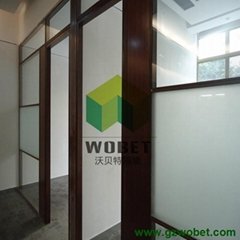 glass partition with aluminum frame