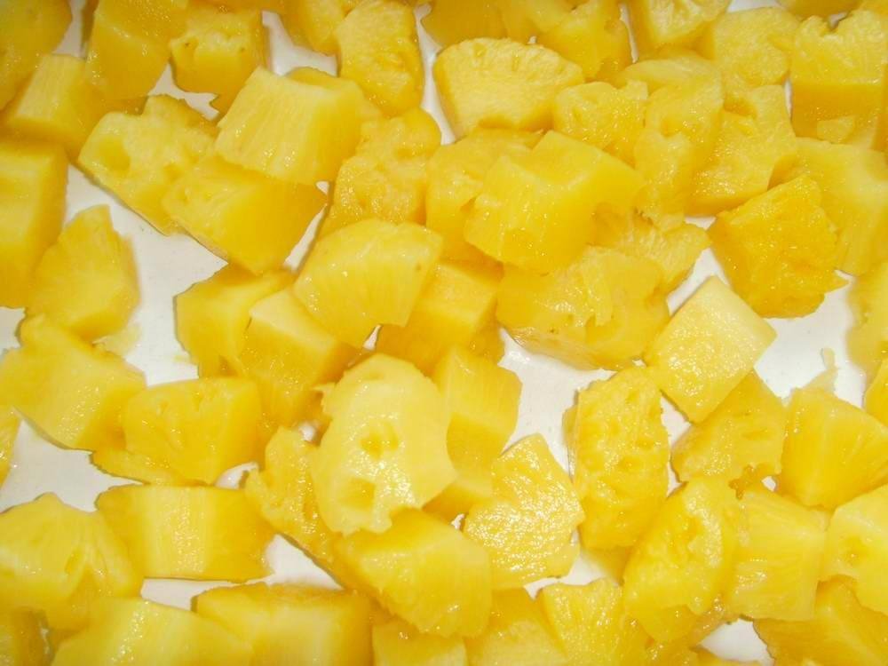 Canned pineapple piece in syrup 3