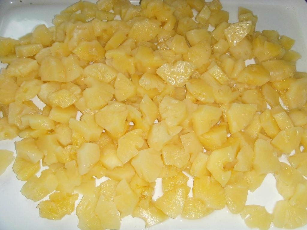 Canned pineapple piece in syrup 5