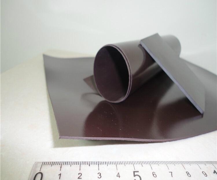 China 1mm Flexible PVC Adhesive Rubber Magnet 3