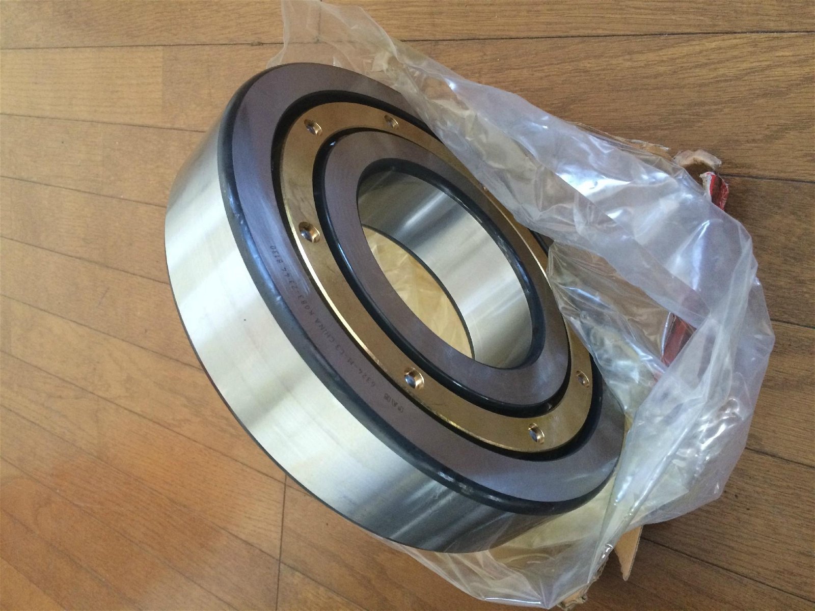 Low friction of deep groove ball bearing FAG6320zz