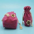 OEM Manufacture Promotional Small Drawstring Velvet Gift Bags Exporter 2