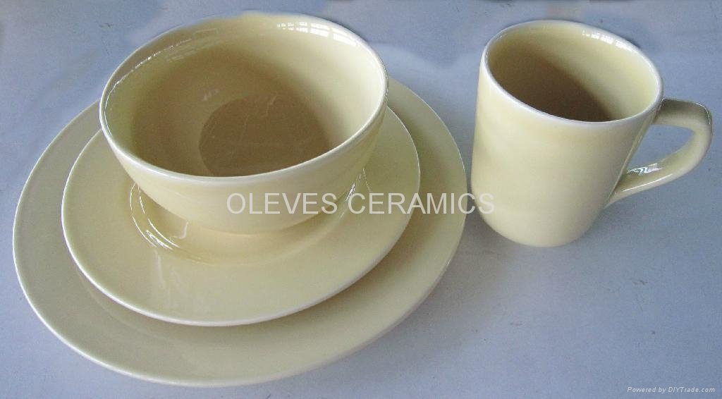 Ceramic dinnerware 2
