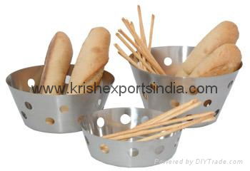 Heavy Bread Basket with Square Holes 4