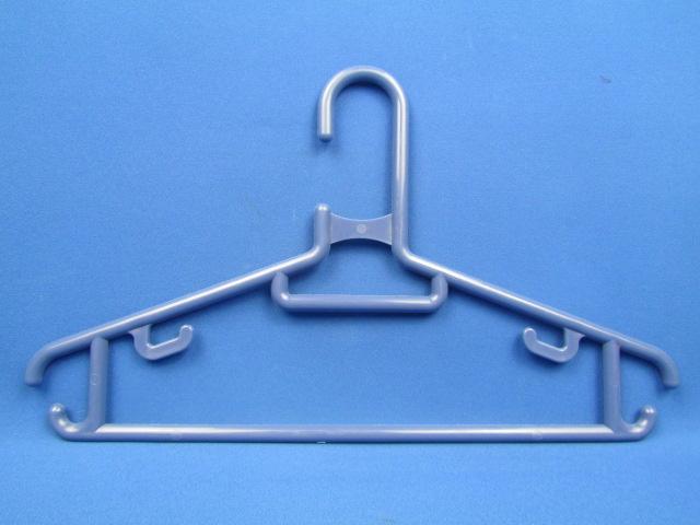 Plastic Cothes Hangers  5