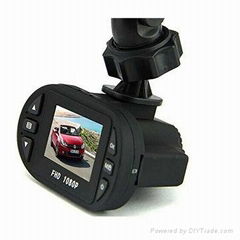 1.5 inch TFT LCD Screen Full HD Car DVR with 1080P Recording Quality