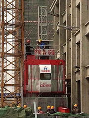 Simple structure lift using in construction in CE approved