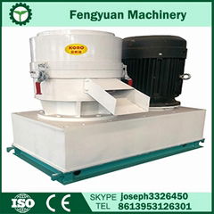 Animal feed pellet machine