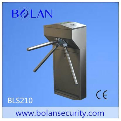 Double entrance vertical tripod turnstile gate 2