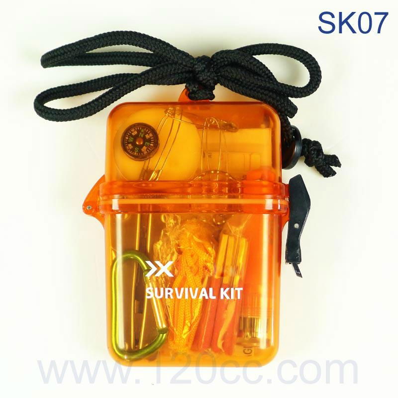 SK07 Outdoor Survival Kit