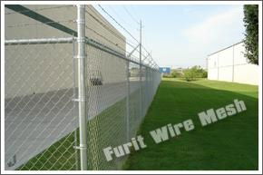 Welded mesh fence 2