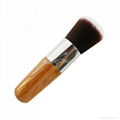 Powder brush 1