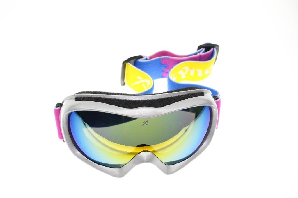 ski goggles 3