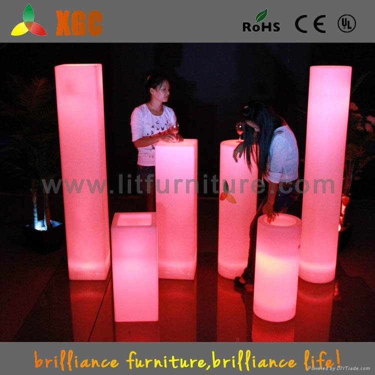 Illuminated Pillars For Night Clubs 3