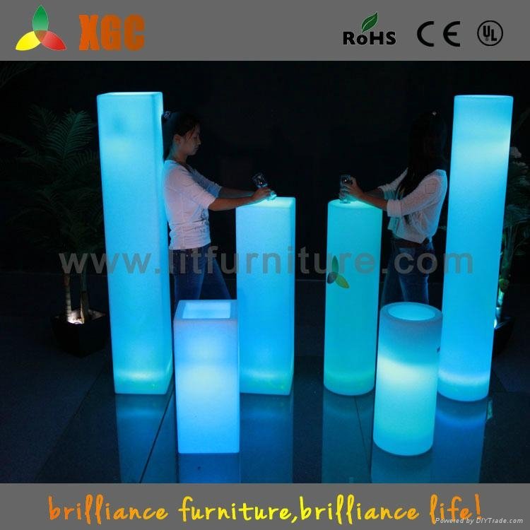 Illuminated Pillars For Night Clubs 5