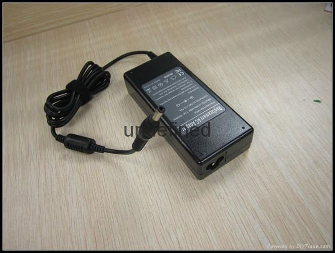 Replacement Laptop AC Adapter for Toshiba 19V 4.74A 90W 5.5*2.5mm 2