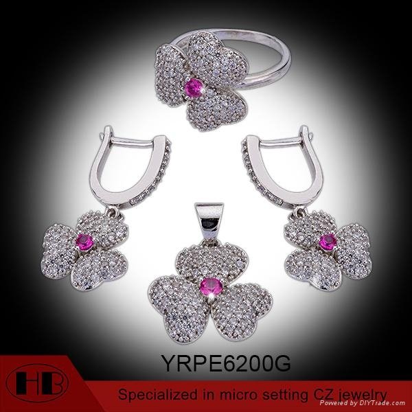 Micro Pave Cluster Rhodium Plating Lady Jewelry Sets