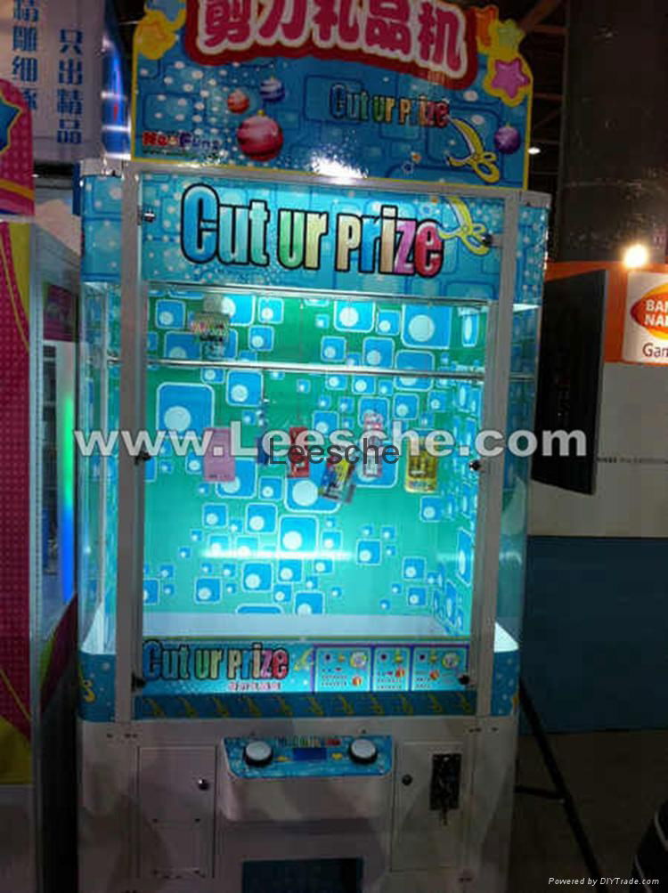 Coin operated game machine toy crane machine amusement machine cut ur price 2