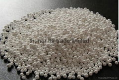 Activated alumina ball