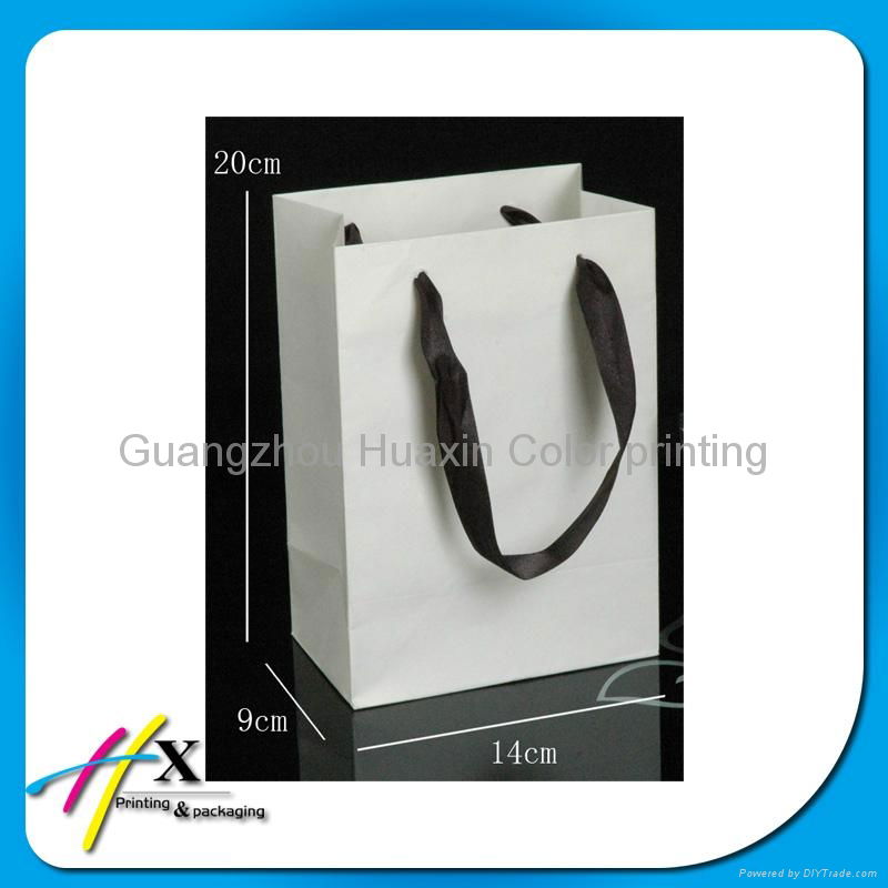 Customized paper bag with your own logo 5