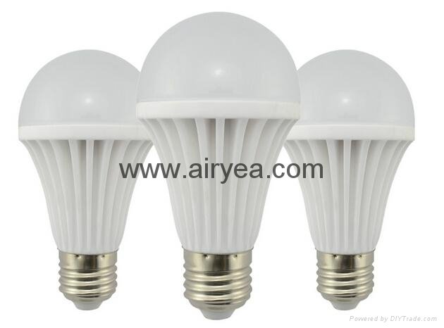 High quality Ceramics heat sink LED globe bulb light 7W 4