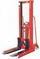 Hydraulic Lifter for the Moulds (1.5Ton) 