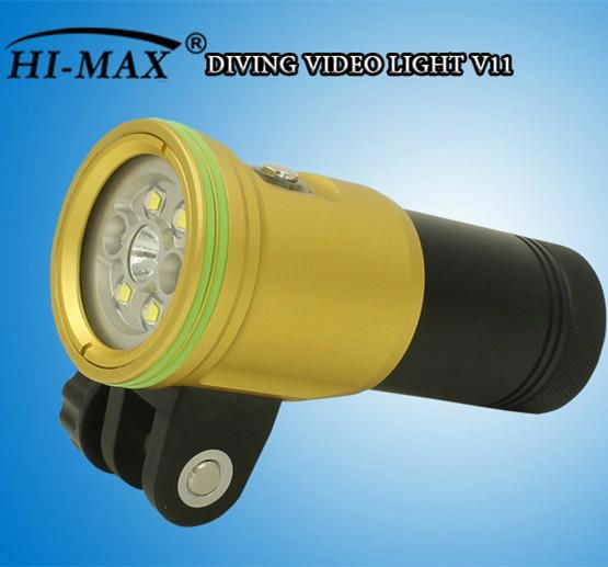 HI-max V11 diving flashlight with focus and wide light option