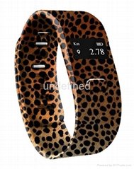 Smart Wearable Device Bluetooth Activity Tracker bluetooth bracelet with vibrati