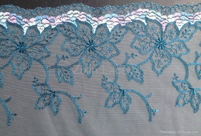 lace embroidery 3
