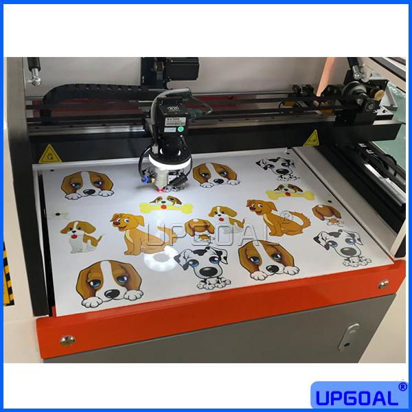 Small 600*400mm Acrylic Label CCD Laser Cutter 80W 5