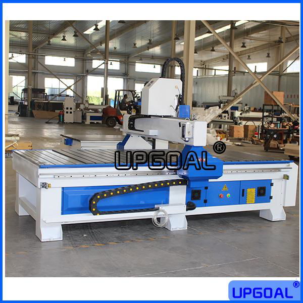 Hot Sale 1300*2500mm CNC Cutting Machine for MDF/Wood/Advertising Board  5