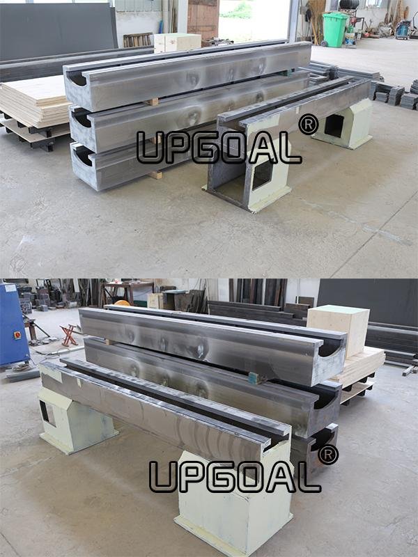 Heavy duty Cast iron machine bed, less deformation and stable transmission