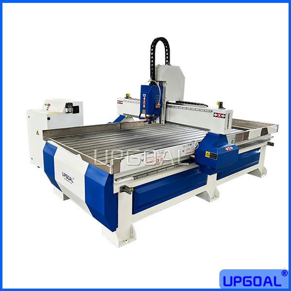 5.5KW  Aluminum Woodworking CNC Engraving Cutting Machine 1300*2500mm 2