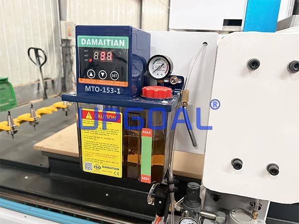 1325 Model CNC Router Machine with 6.0KW ATC Spindle/SYNTEC Controller 18