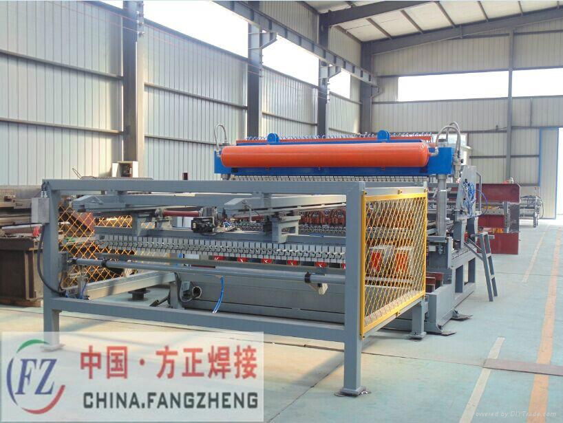 automatic welded wire mesh machine (factory)