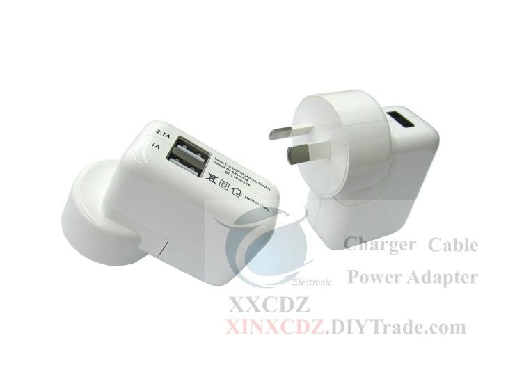 AU Double-USB Power Adapter 2A For IPad/IPhone 4