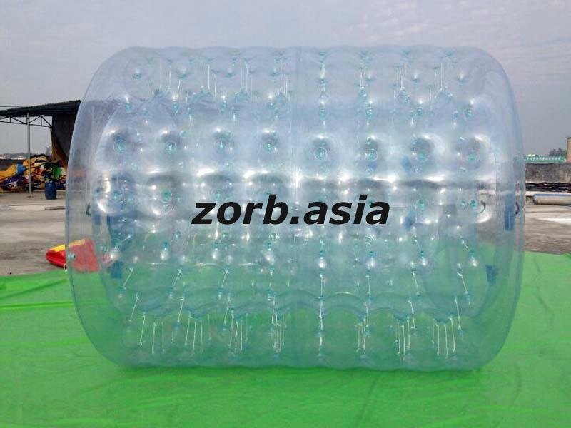 Inflatable water roller, water cylinder, water roller wheel