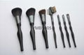 7 pieces makeup brush set with a cloth bag 1