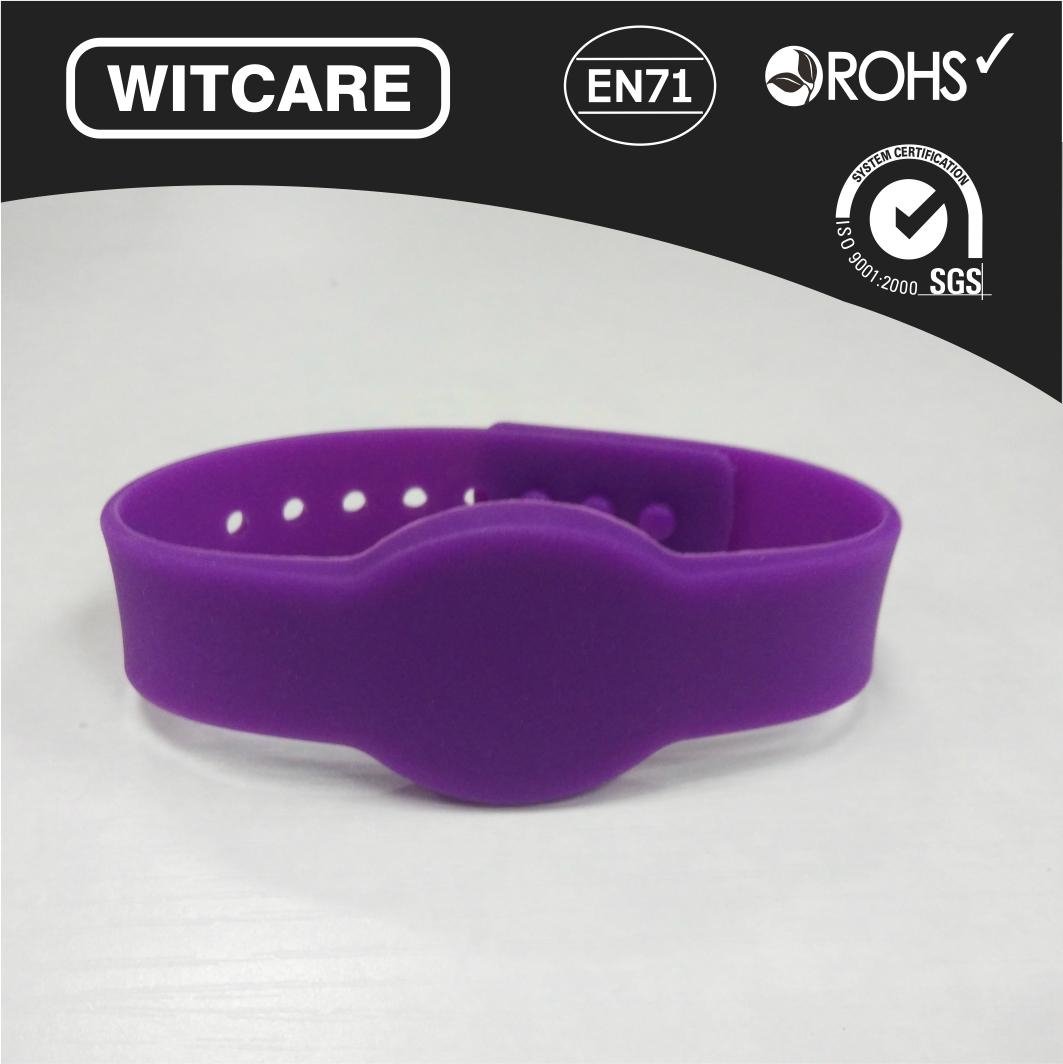 Adjustable13.56MHz Waterproof RFID Wristband for Access Control  5