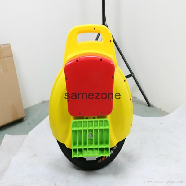 2015 Latest Lowenergy Consumption One Wheel electric scooter R4