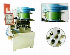 The pneumatic 2 spindle expanding nut tapping machine